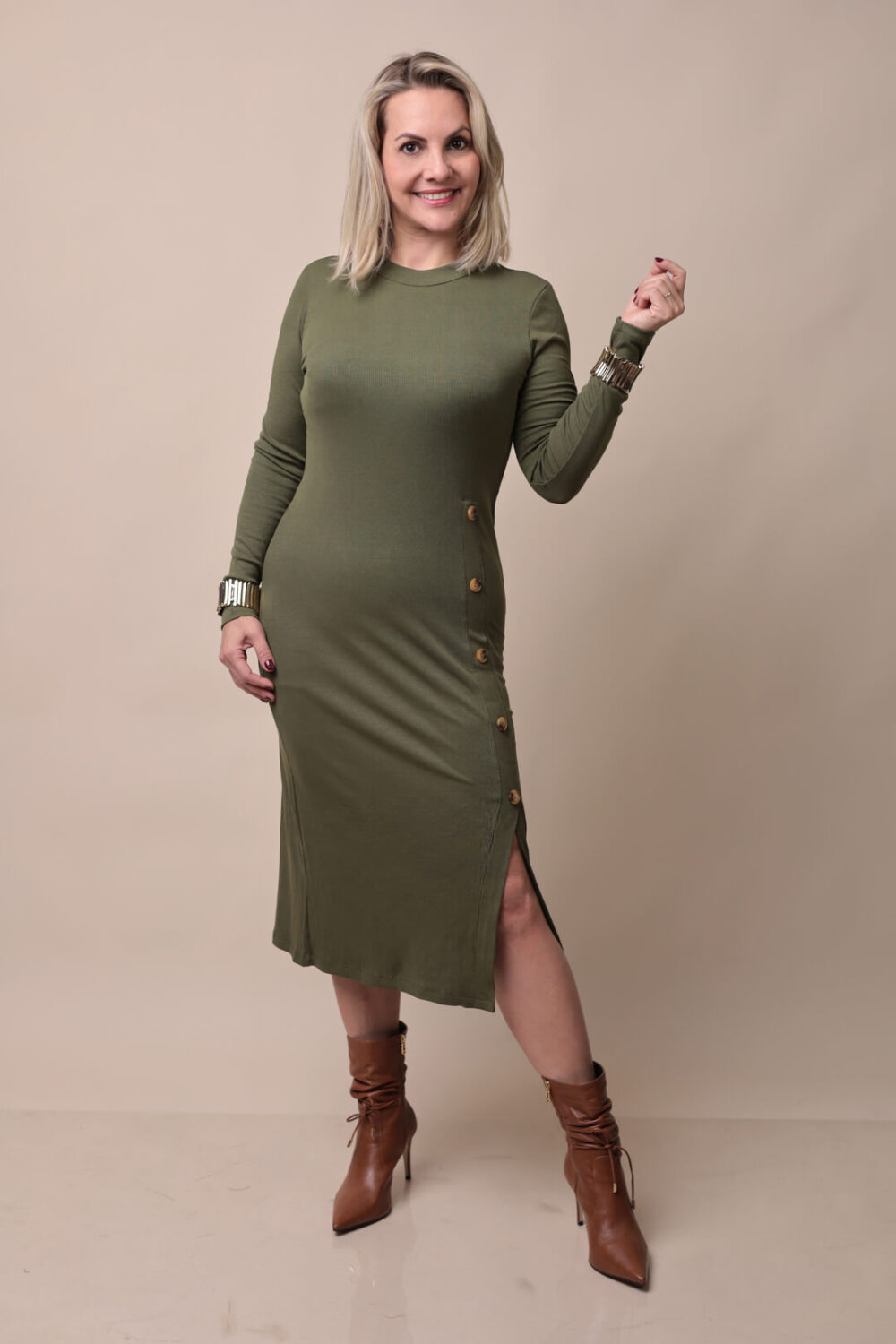 Vestido Verde de Linha Fina – Elegância e Sofisticação para Momentos Inesquecíveis